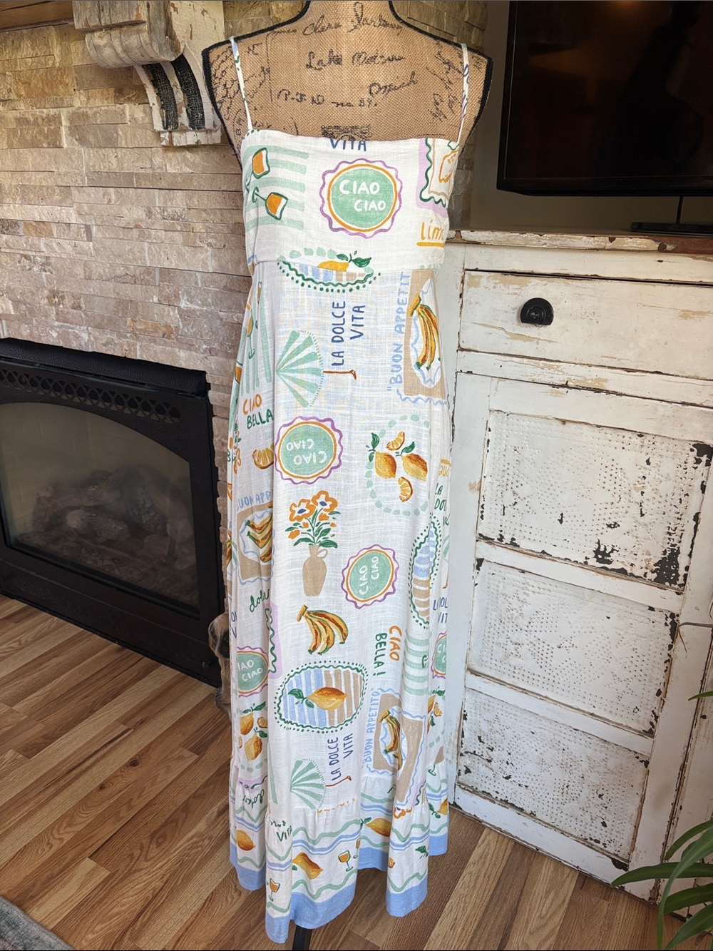 Label of Love rayon linen blend white summer maxi dress citrus print banana